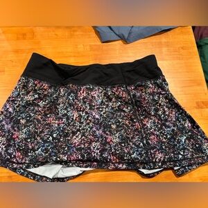 Lululemon Athletica Tennis Skirt size 6